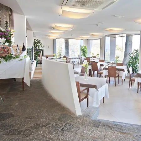 豪斯普斯塔克斯塔德尔酒店 - 仅供成人入住